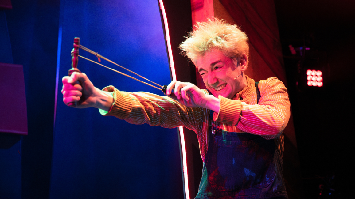 Kyle Gardiner as Oor Wullie with his slingshot